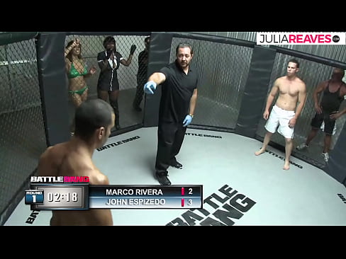 ❤️ Ultimate Fighter ቀለበቱ ውስጥ ከተጣላ በኋላ አንዲት ቁጥር ሴትን ትበዳለች። ❤️❌ የፊንጢጣ ቪዲዮ ☑